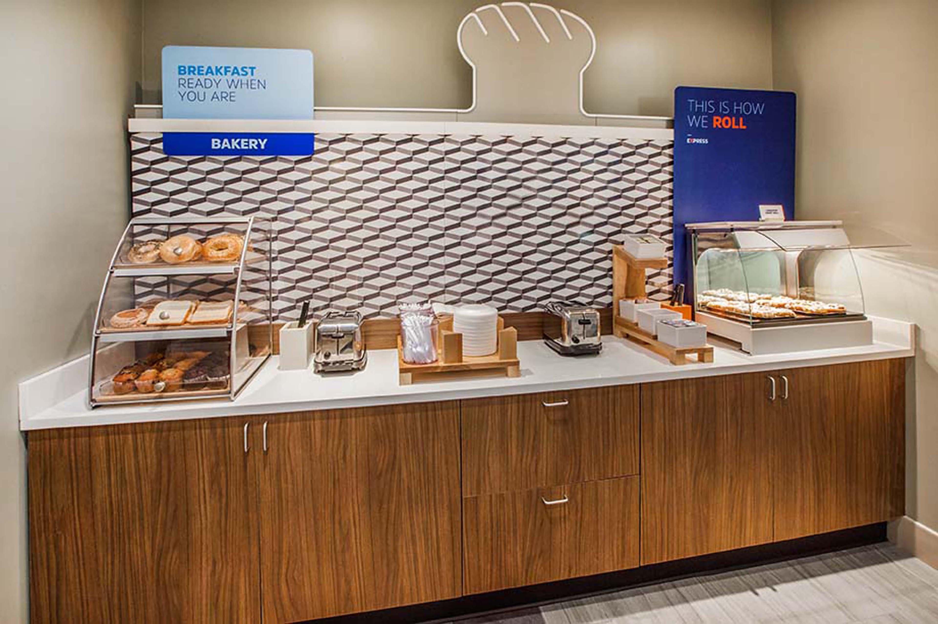 Holiday Inn Express & Suites - Madisonville By Ihg Eksteriør bilde