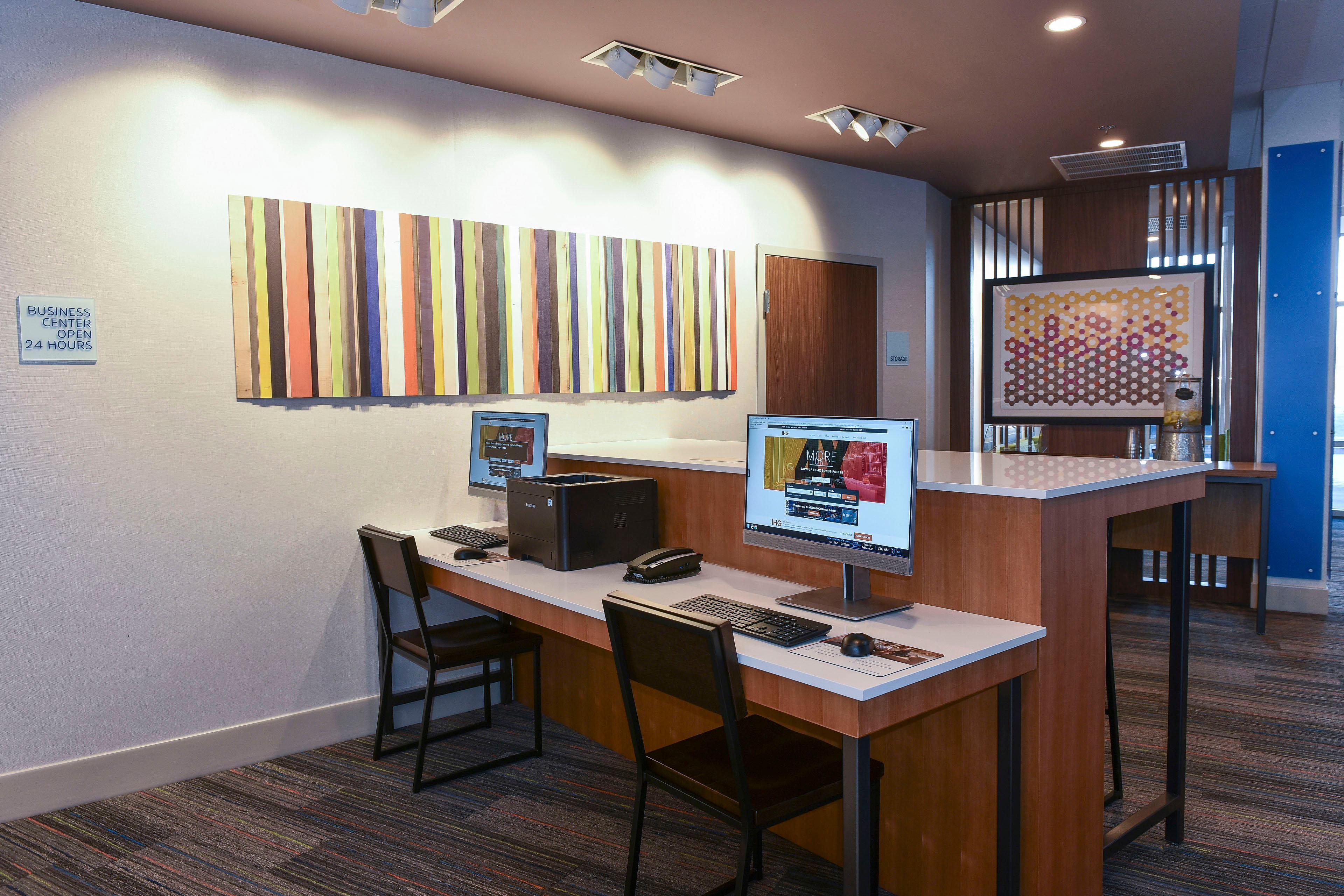 Holiday Inn Express & Suites - Madisonville By Ihg Eksteriør bilde