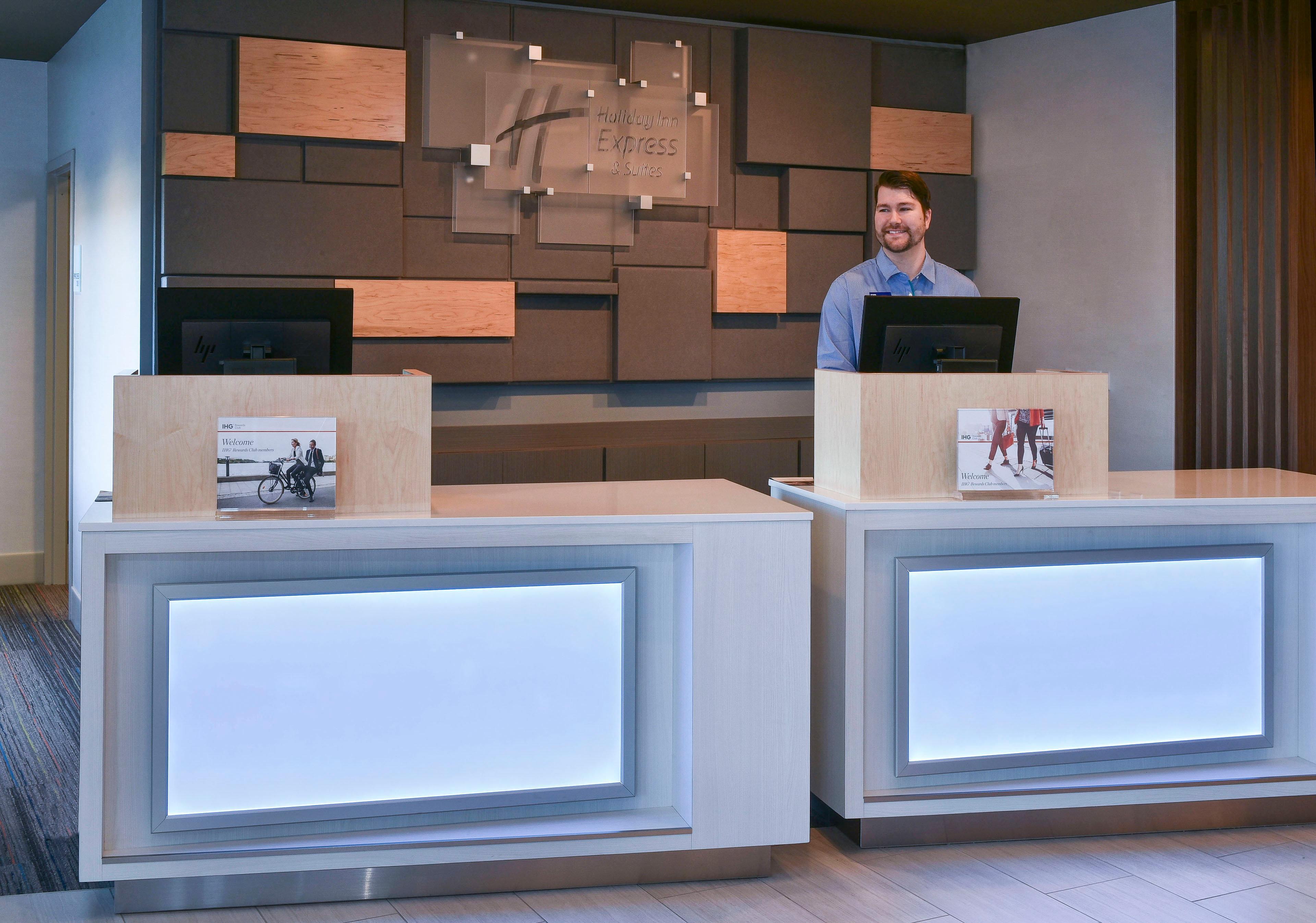 Holiday Inn Express & Suites - Madisonville By Ihg Eksteriør bilde