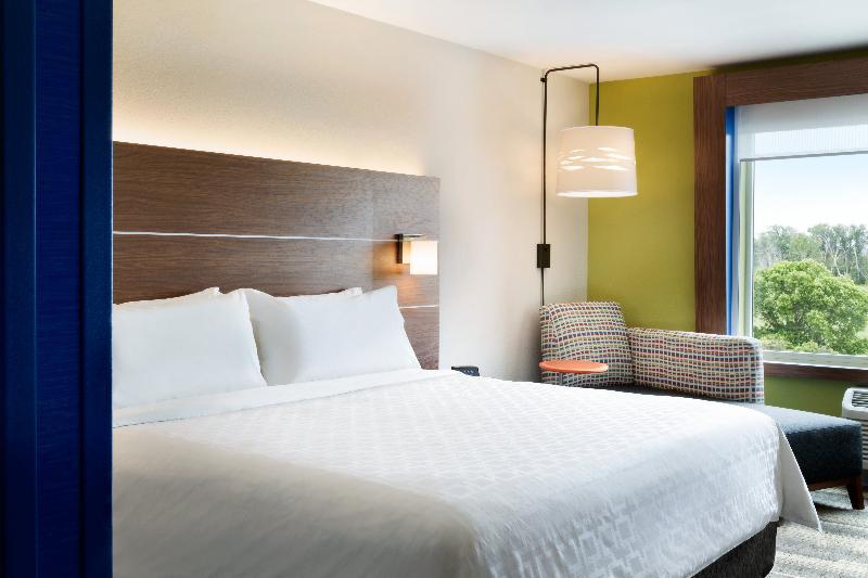Holiday Inn Express & Suites - Madisonville By Ihg Eksteriør bilde